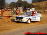 1990, Csesznek. A c�lban.