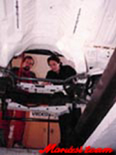 Az 500 LE-s Ford v�lt� n�lk�l aluln�zetb�l.