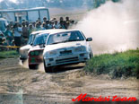 �d�ndi rajt, Kok� BMW-je �s T�th Lad�ja a h�tt�rben. 